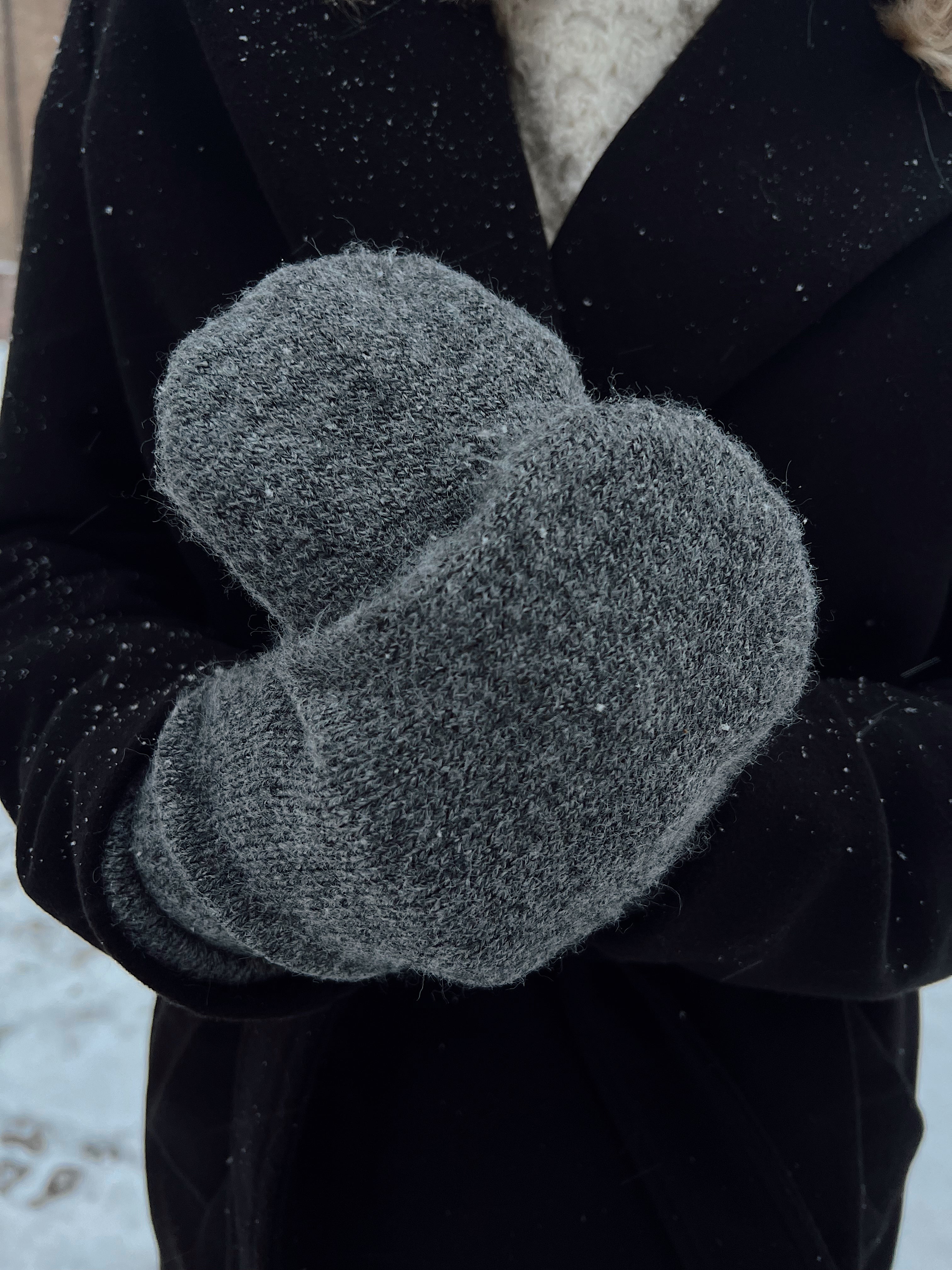 PCBERTA Mittens - Medium Grey Melange
